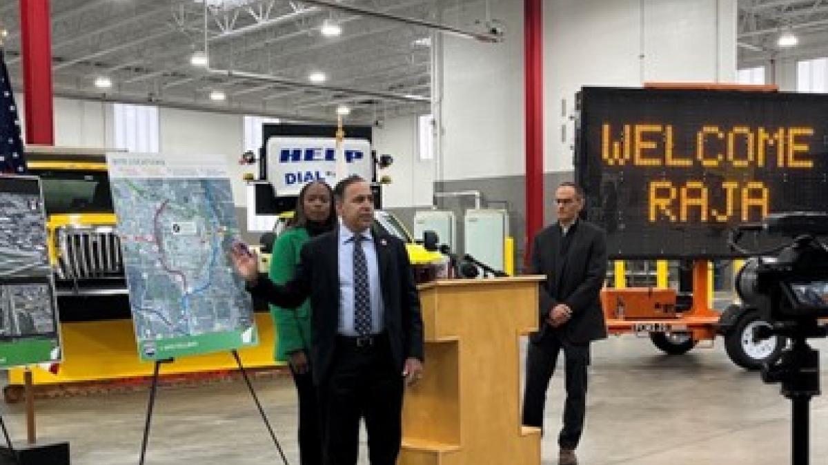 Congressman Krishnamoorthi speaks on the impacts that will come from the completion of the Elgin O’Hare Western Access (EOWA) project.