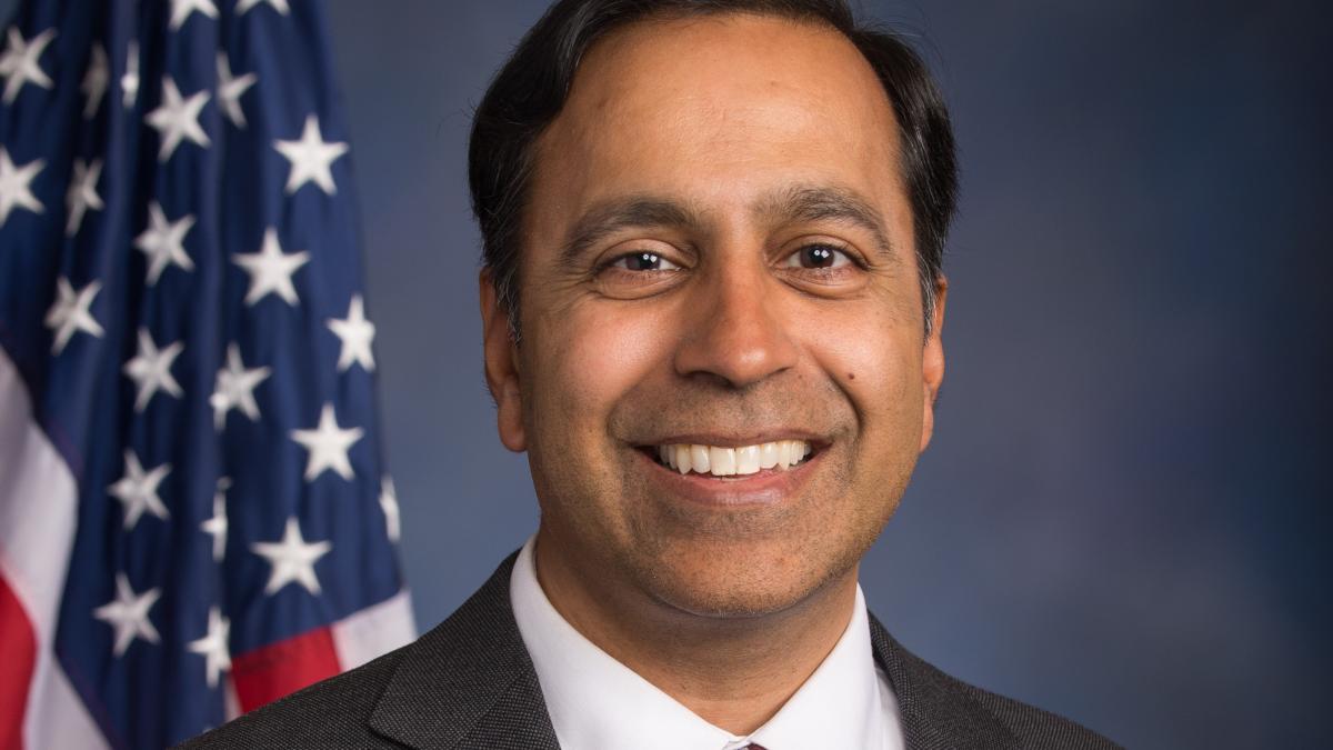 Headshot of Congressman Krishnamoorthi